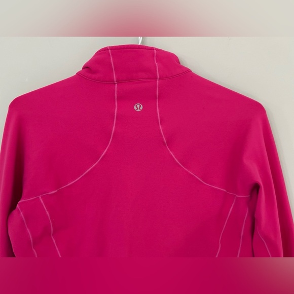 Lululemon: Women's Jacket (pit to pit approx 18 inches) - Picture 5 of 8